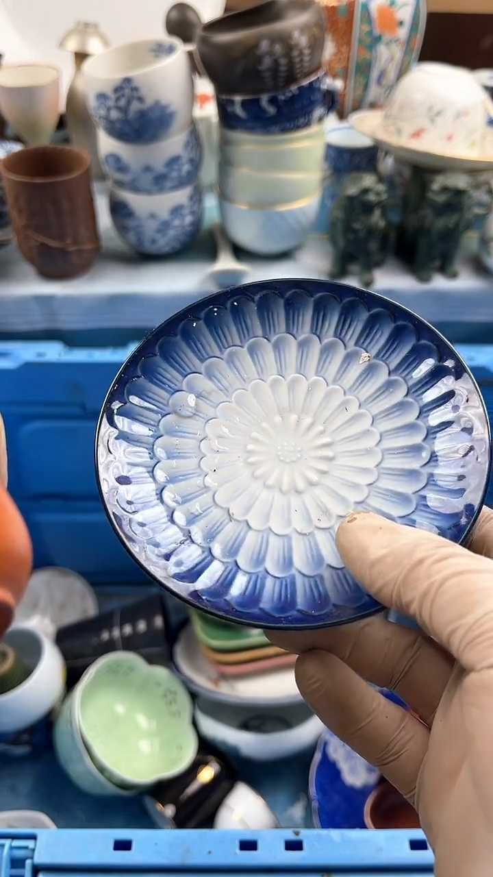 瓷片神****爱英哥瓷器满19.9包邮