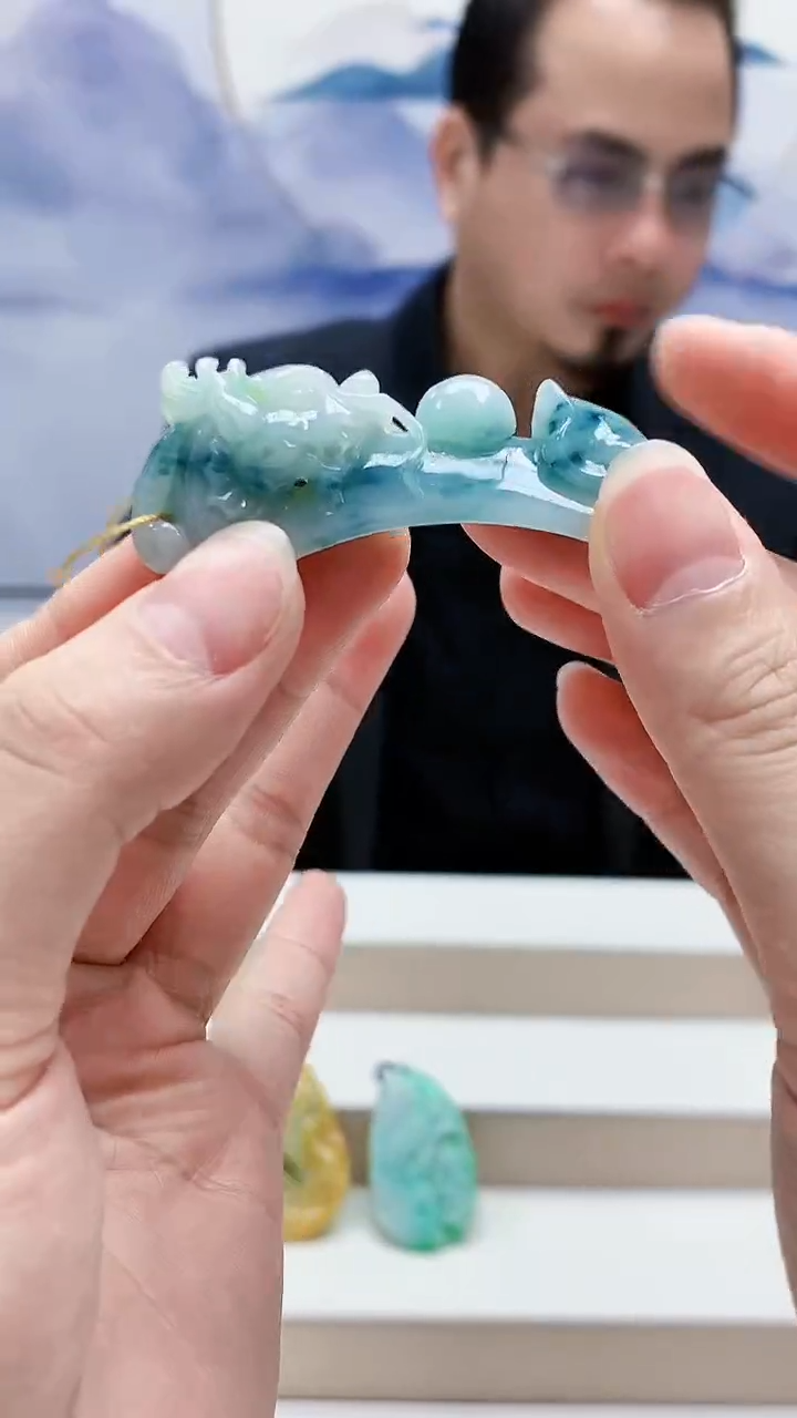 未镶嵌定制翡翠4957lr-毛货挂件96