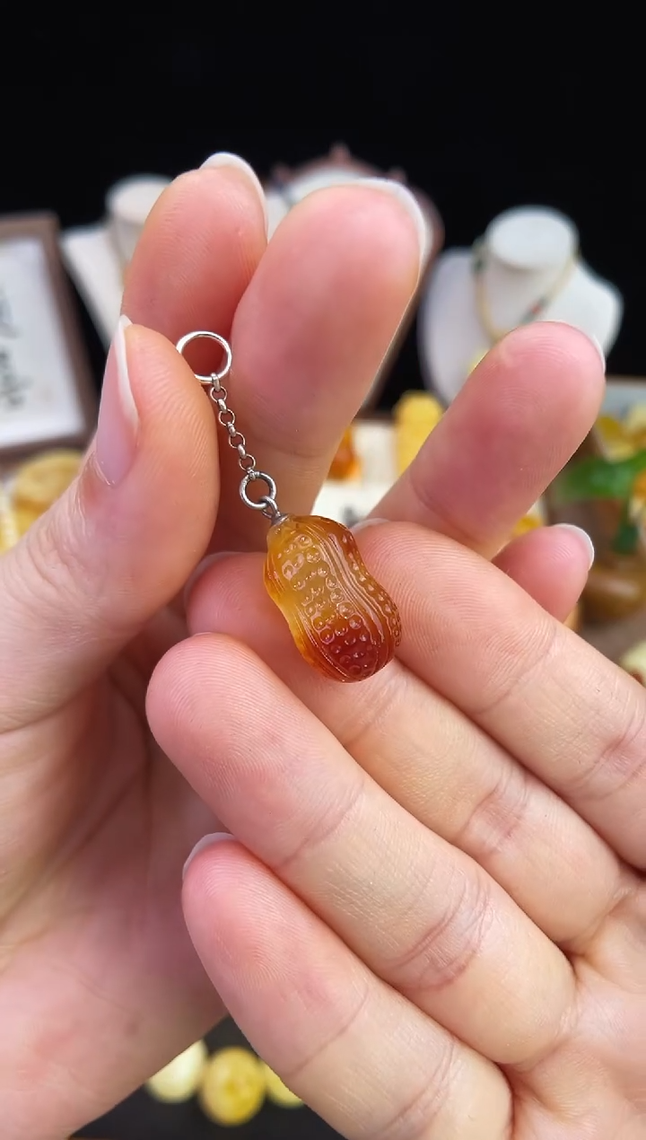 琥珀未镶嵌珠宝奇石柒月