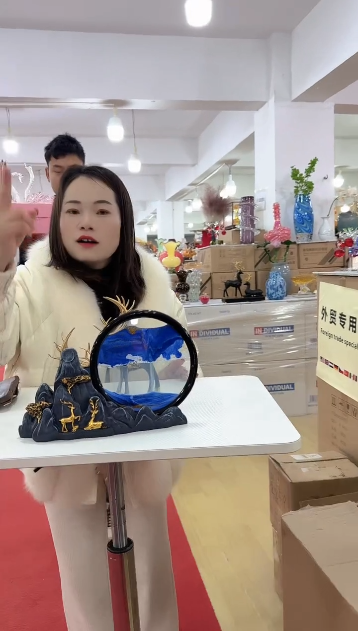 【闪购商品】无铅玻璃迪喜花器-v-早