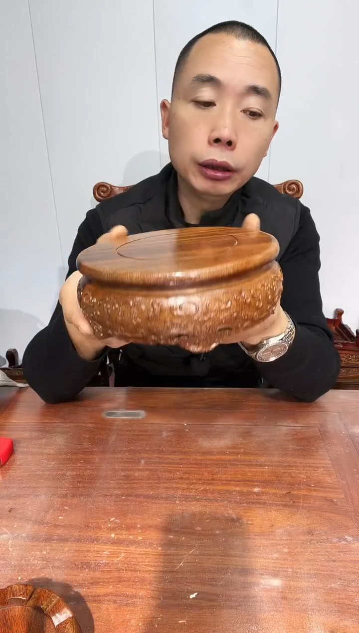 木老花圆形16.5*17.5*6.5雕刻款