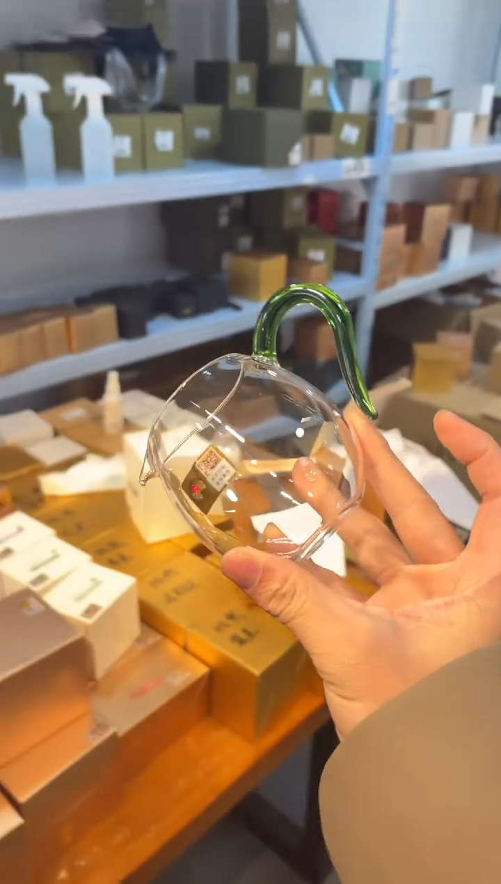 【闪购商品】孤品禾器泓然茶海湖绿色