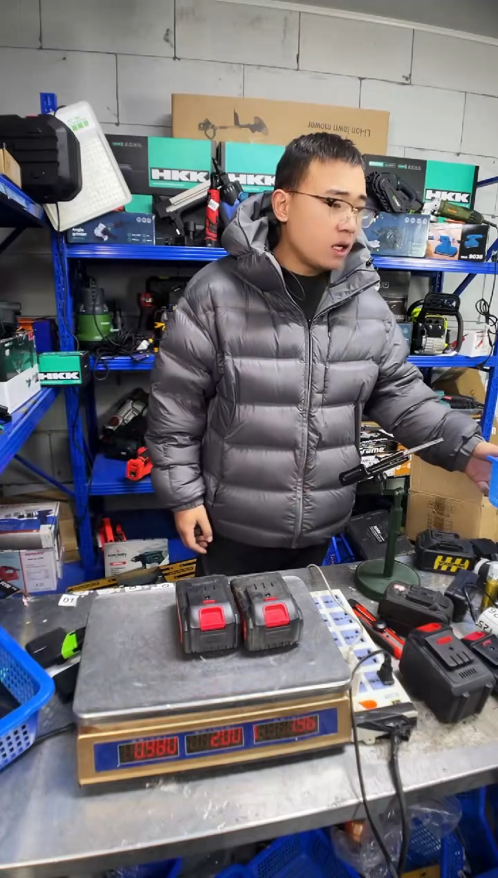 库存废电池听讲解看图片下单 没有运费险123泉友废电池