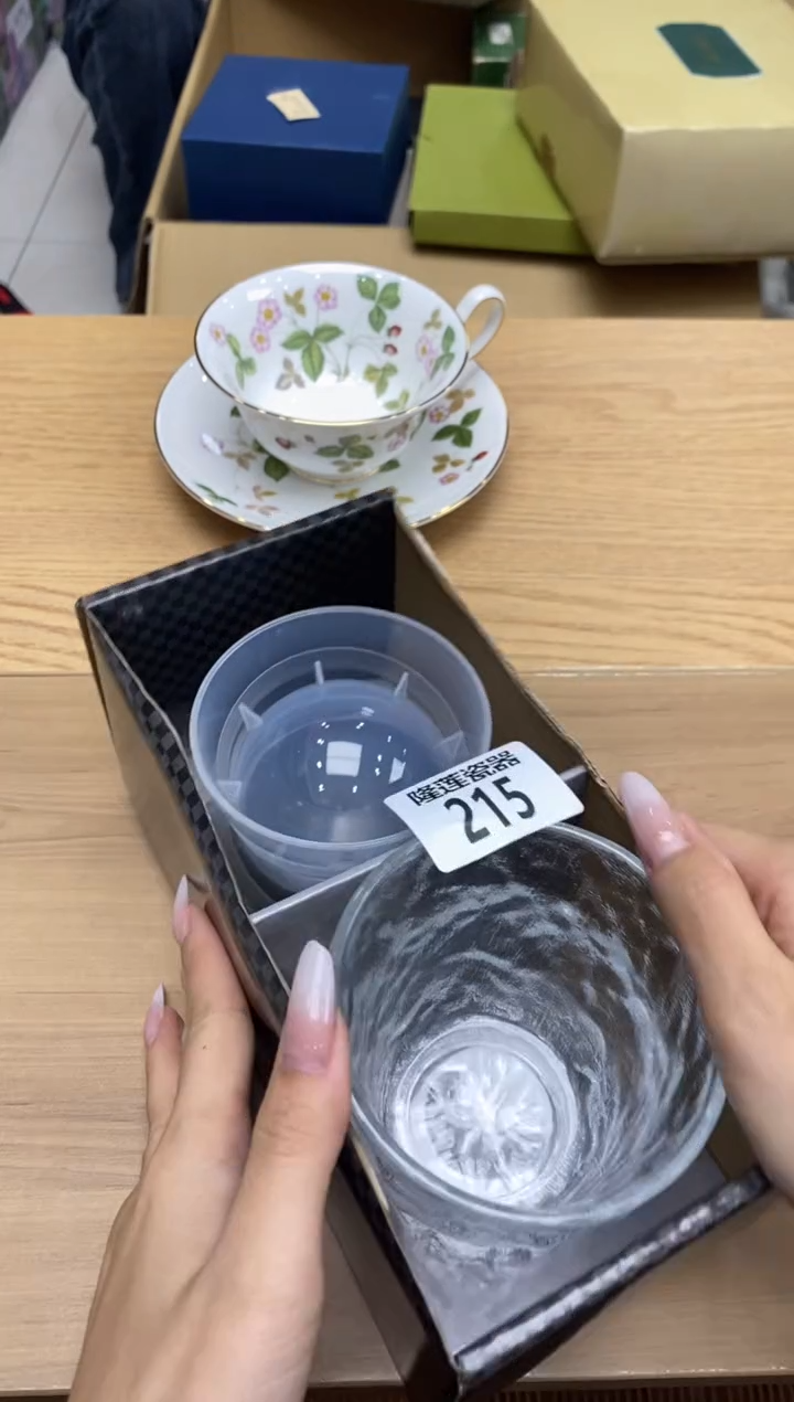 瓷片好**呀隆莲瓷器欢迎大家