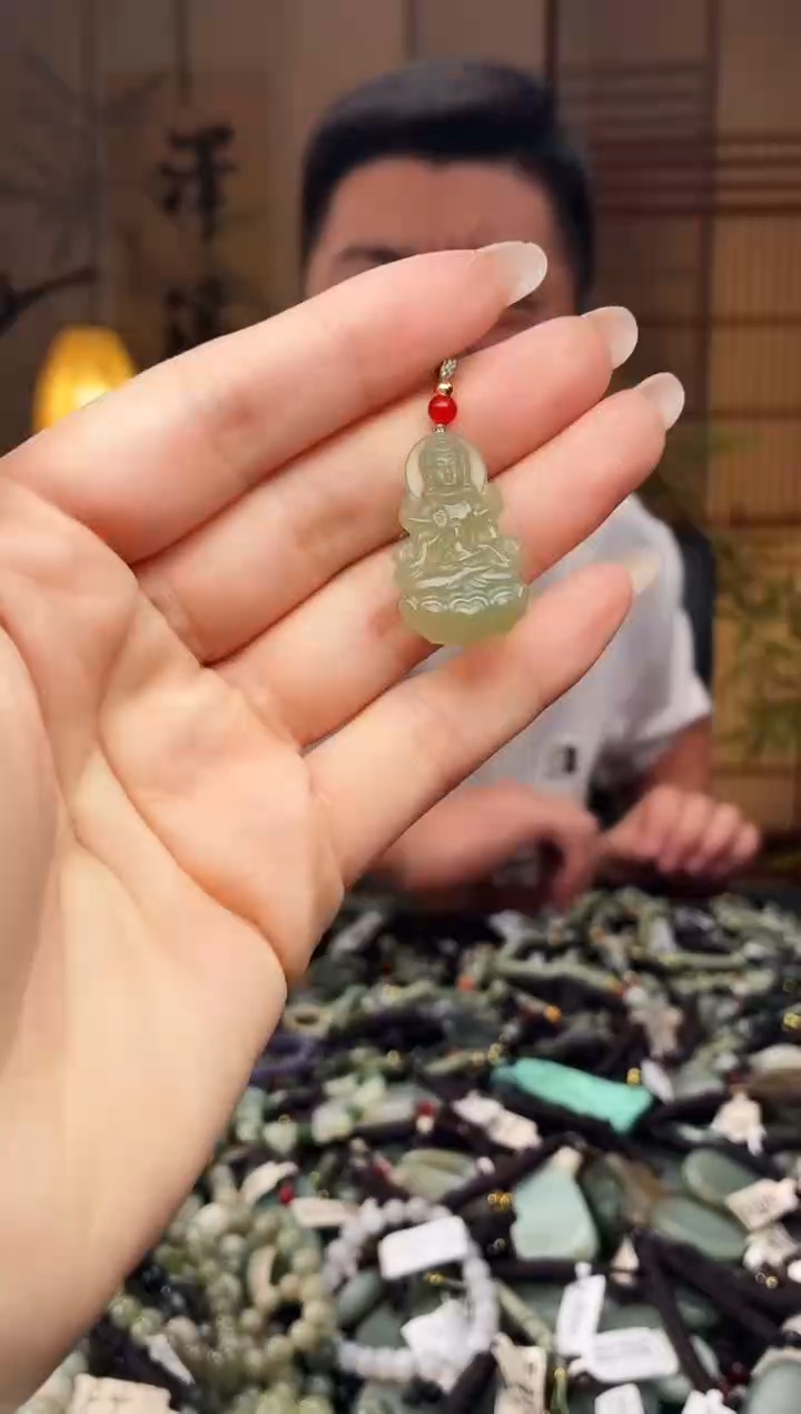 颈饰未镶嵌和田玉多样性发货，拍一发一