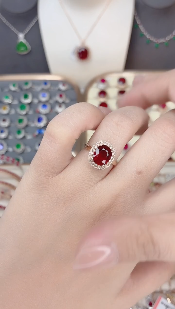 18K金镶嵌戒指红色碧玺-2.85ct鸽血红色