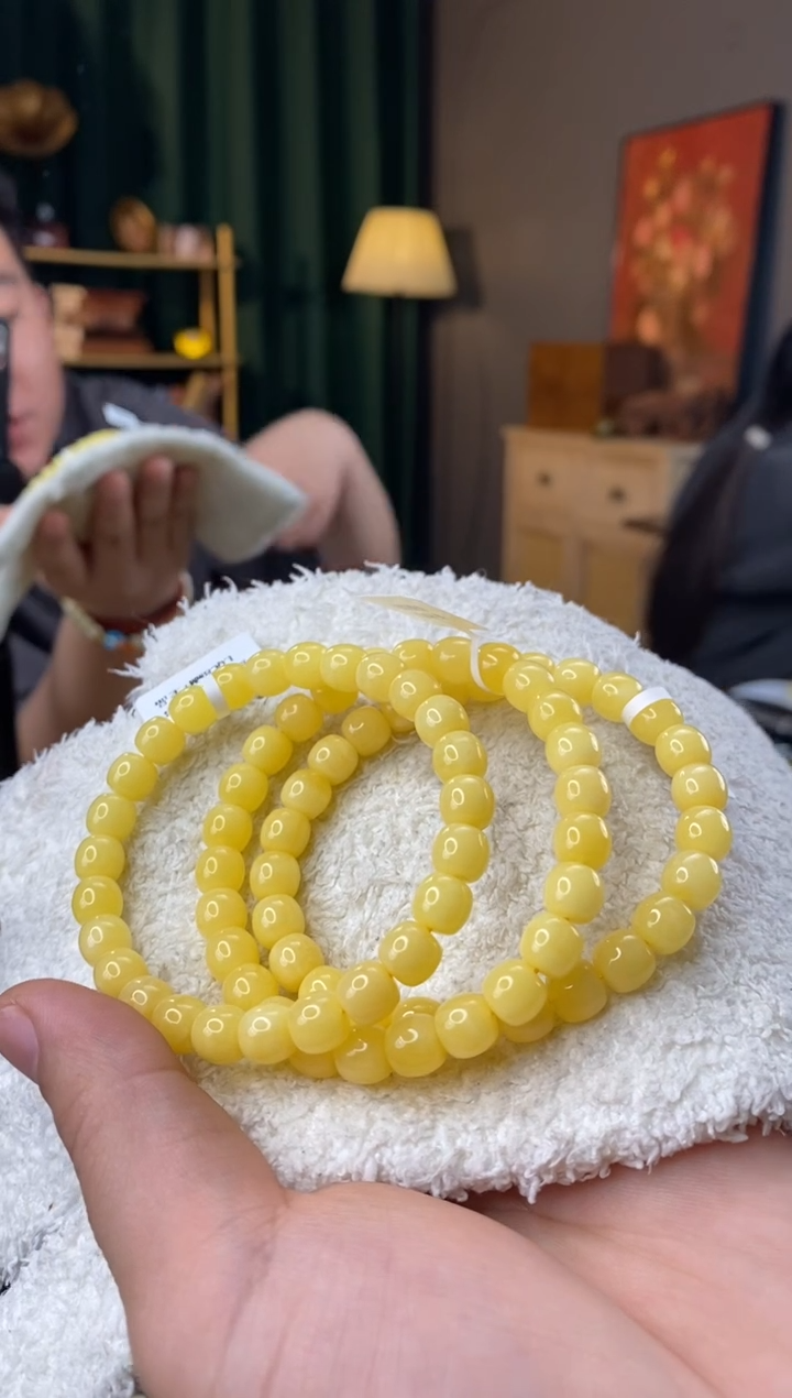【闪购商品】蜜蜡手串未镶嵌8MM老型多样性发其一