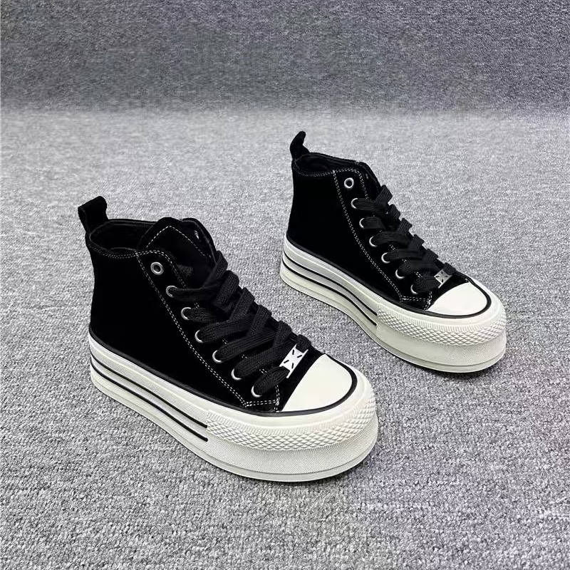 黑色咖色高帮运动鞋    