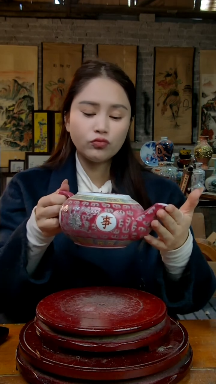 摆件陶红色心想事成大茶壶