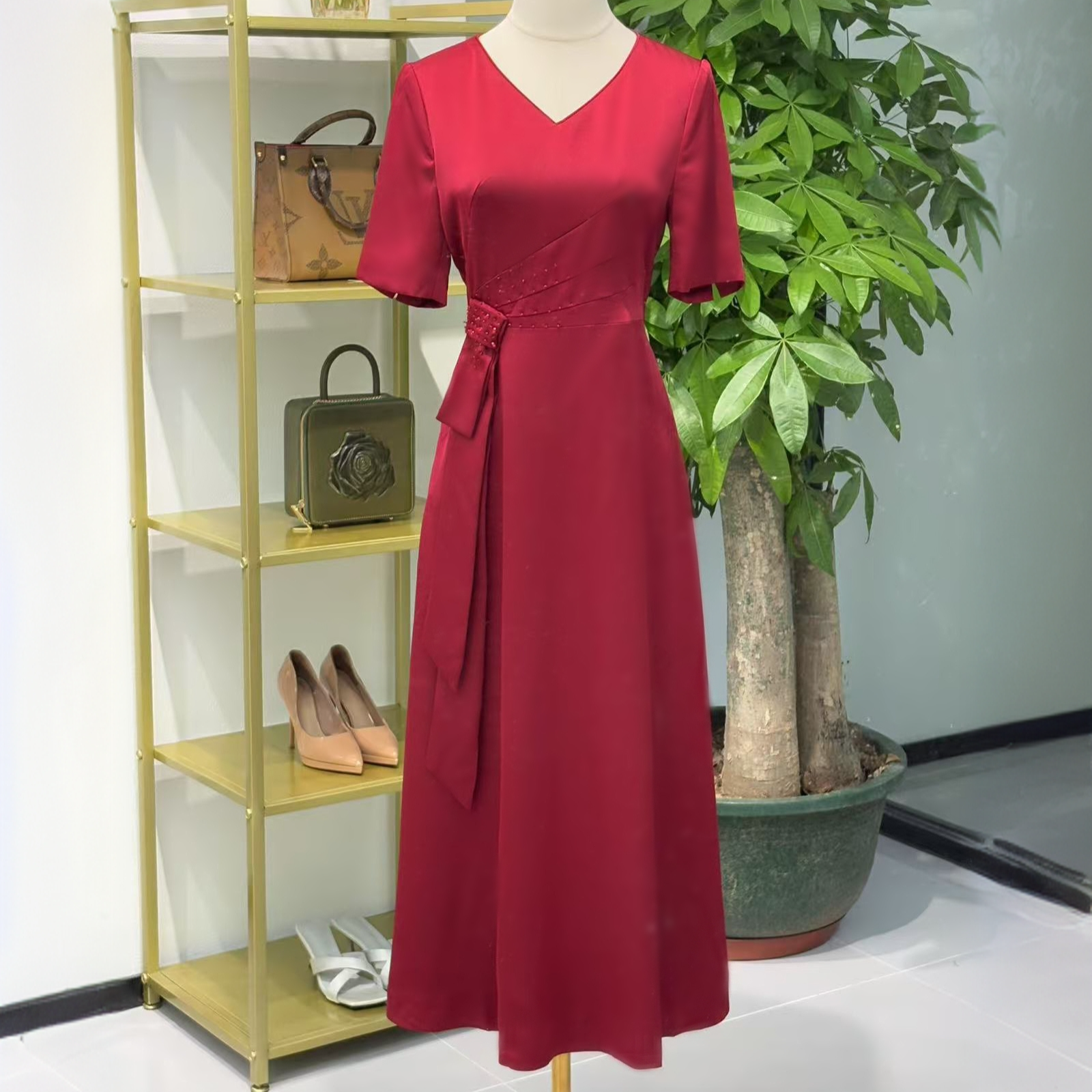 2025高级感洋气喜妈妈婚宴礼服夏季短袖结婚喜婆婆连衣裙