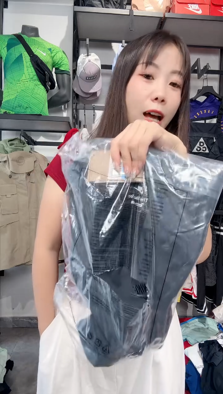 1393编码 瑕疵款直播间过款为准 尺码