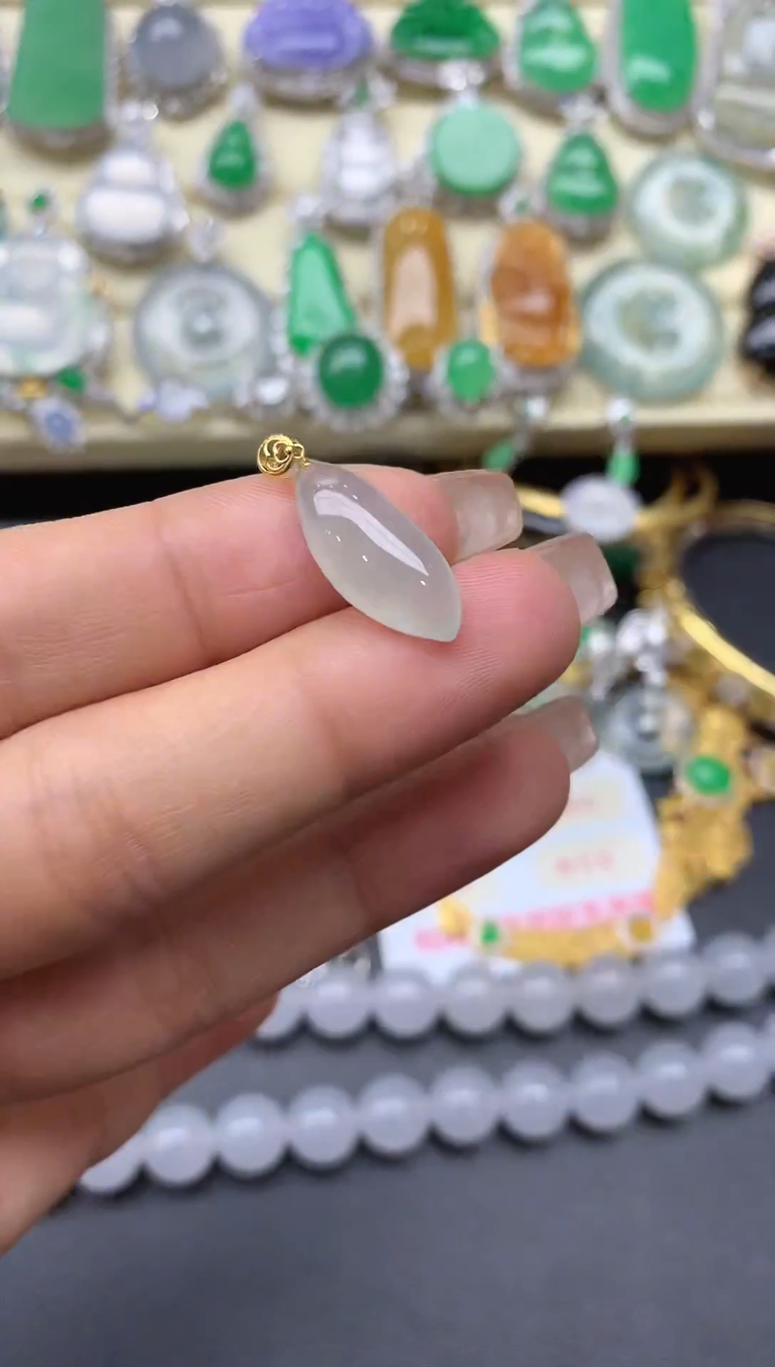 颈饰18K金镶嵌翡翠74-中国好珍宝