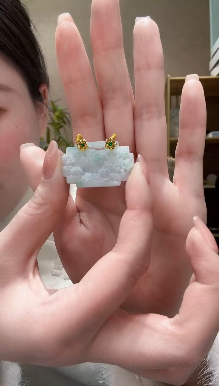 【闪购商品】翡翠颈饰未镶嵌吊坠