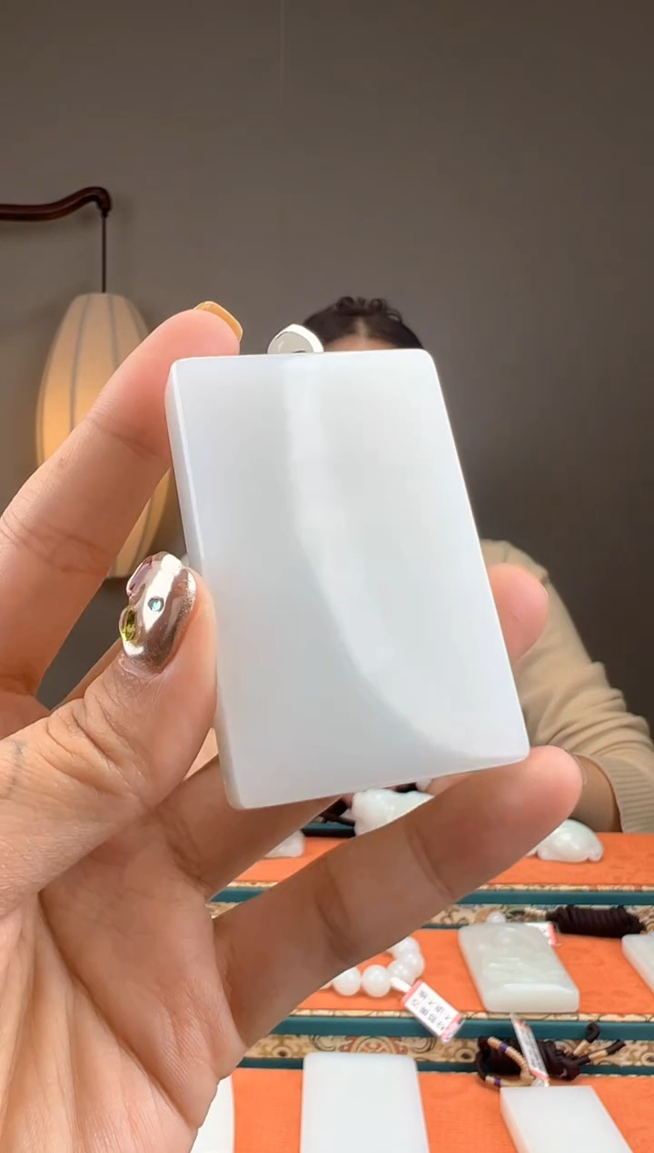 【闪购商品】和田玉颈饰未镶嵌1