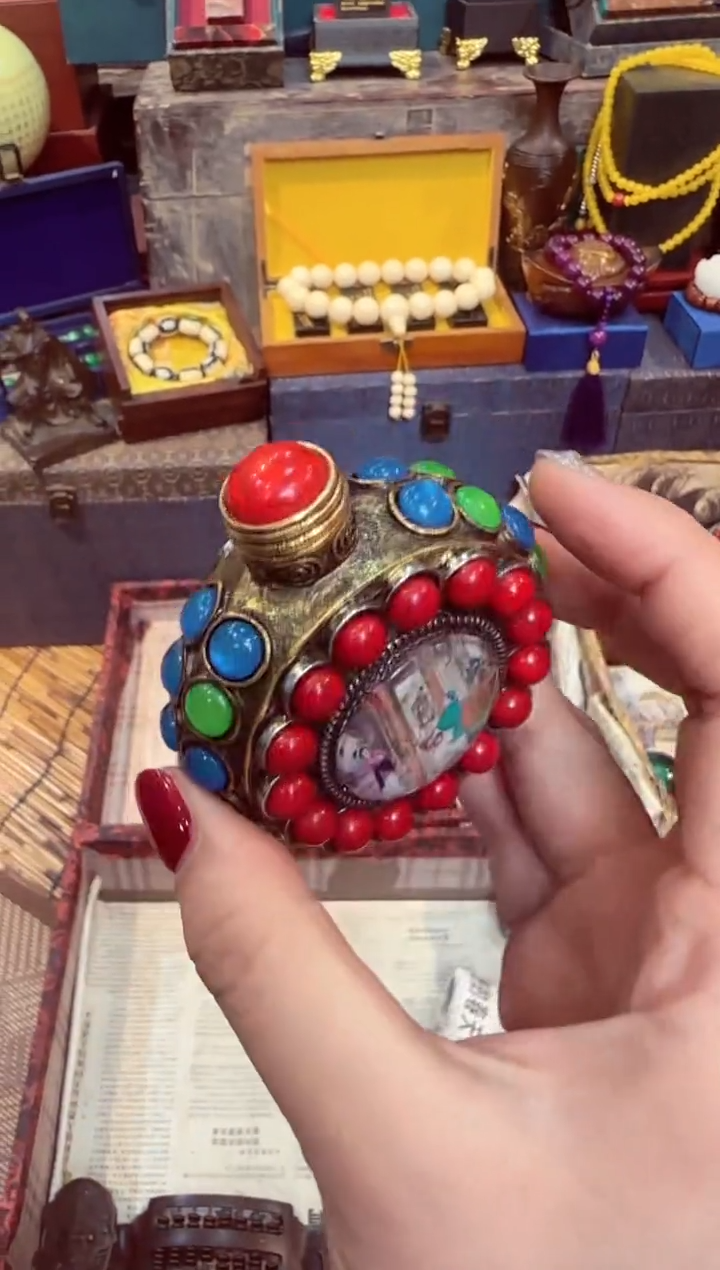 【闪购商品】鼻烟壶