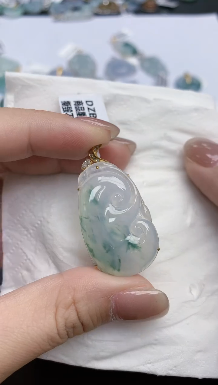 【闪购商品】翡翠颈饰18K金镶嵌天然缅甸翡翠A货