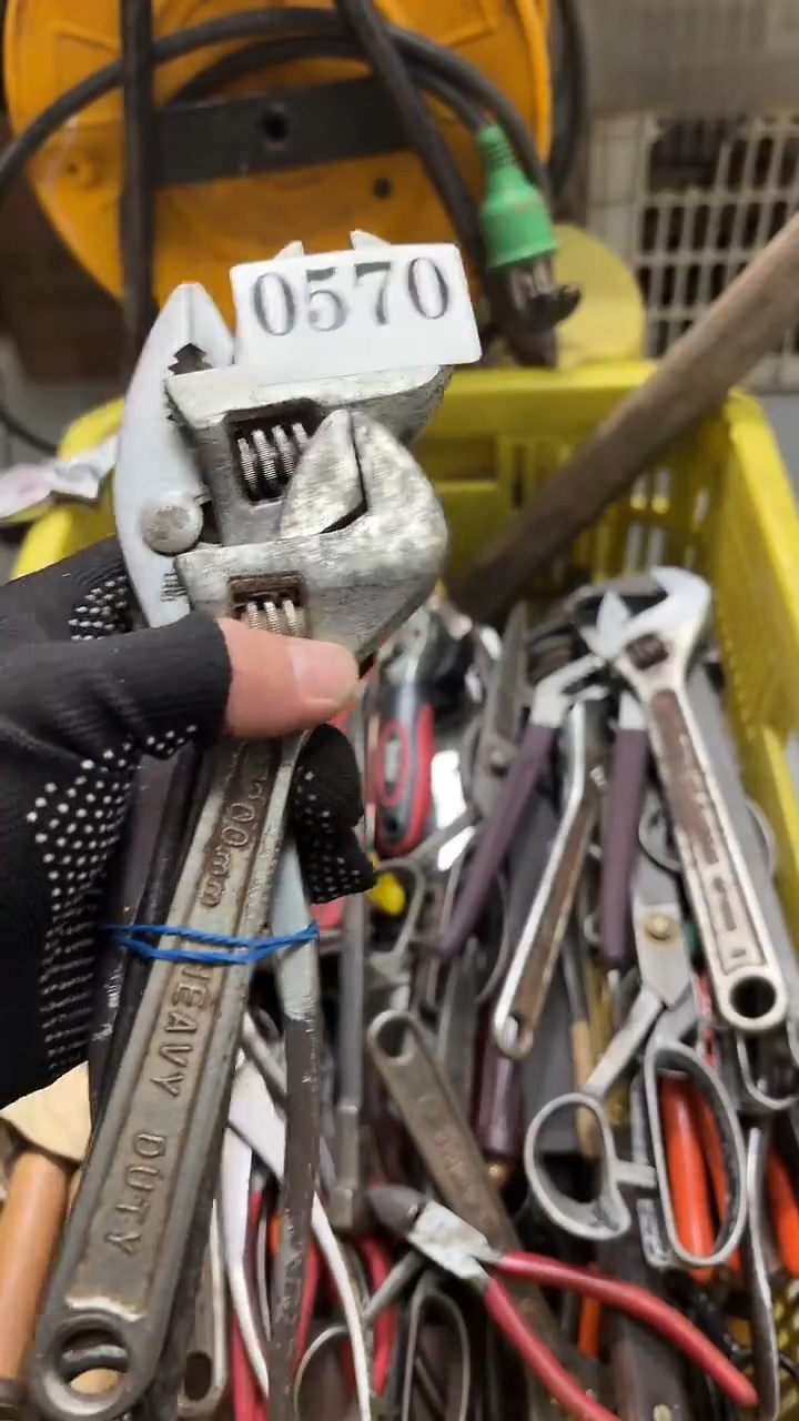 秦**人隐龙中古回流工具