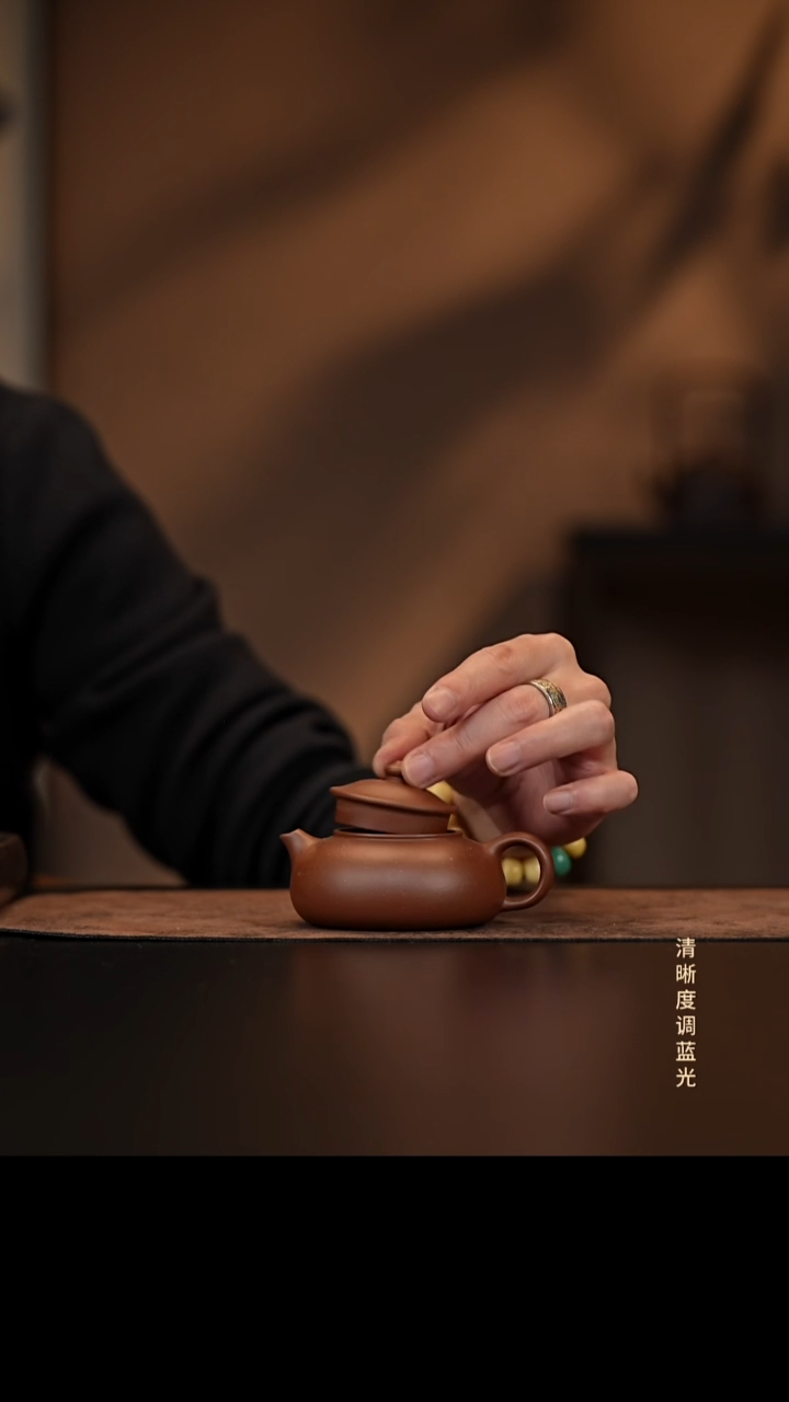 允禾斋 紫砂壶  寒江 