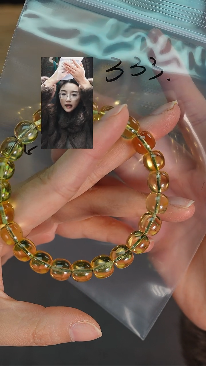 手串琥珀未镶嵌?****?若雨臣品质回血