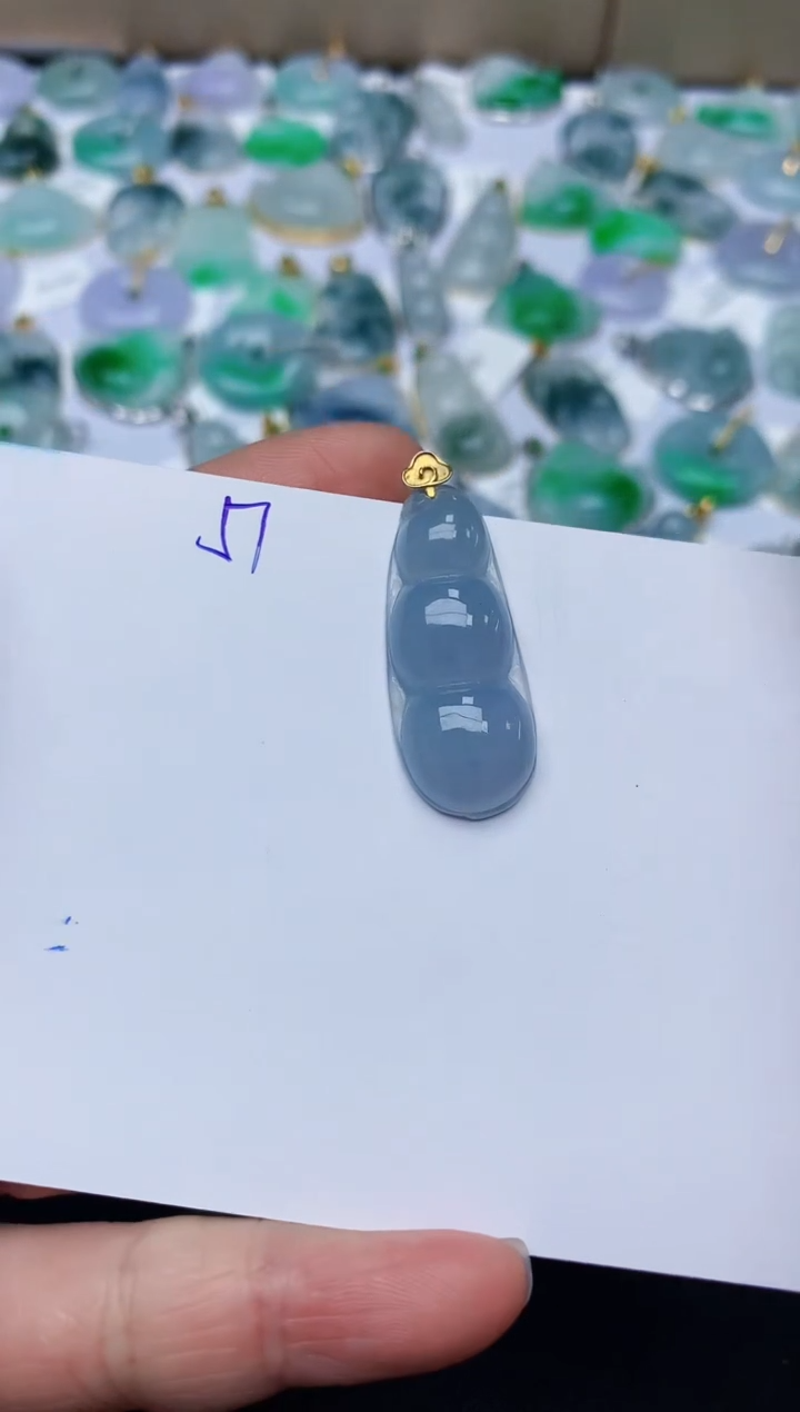 【闪购商品】翡翠颈饰18K金镶嵌天然翡翠A货    