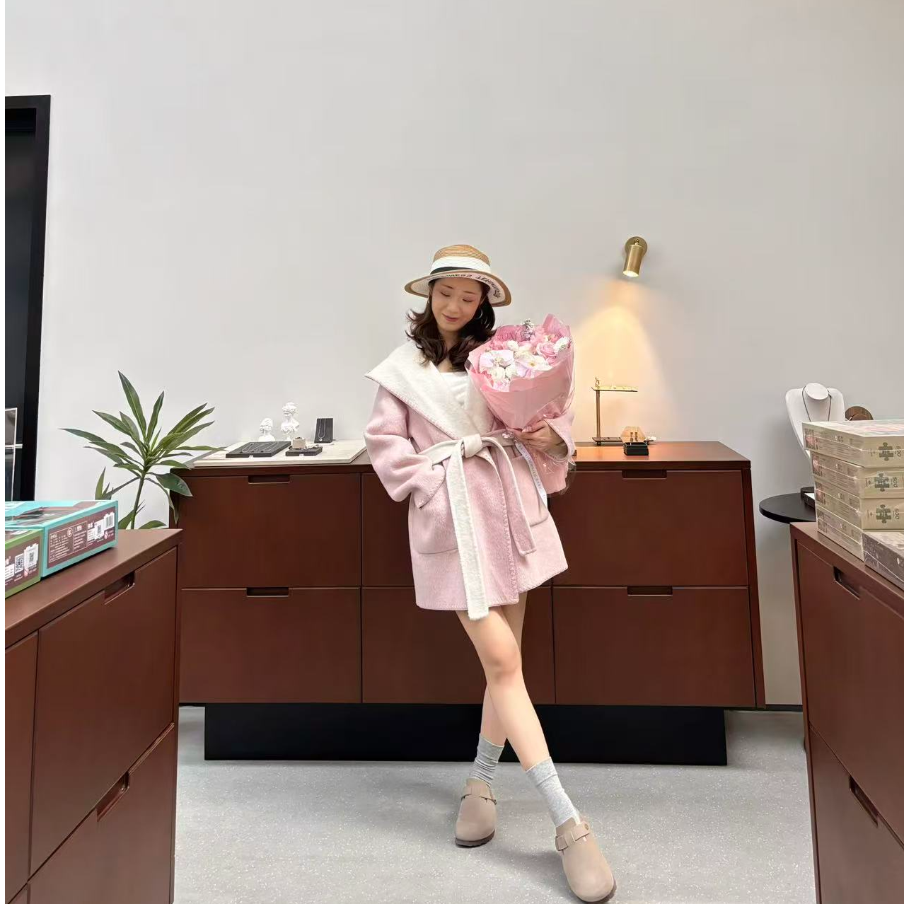 2025秋冬新款韩系氛围感双面撞色双穿小个子羊毛女装外套   8502