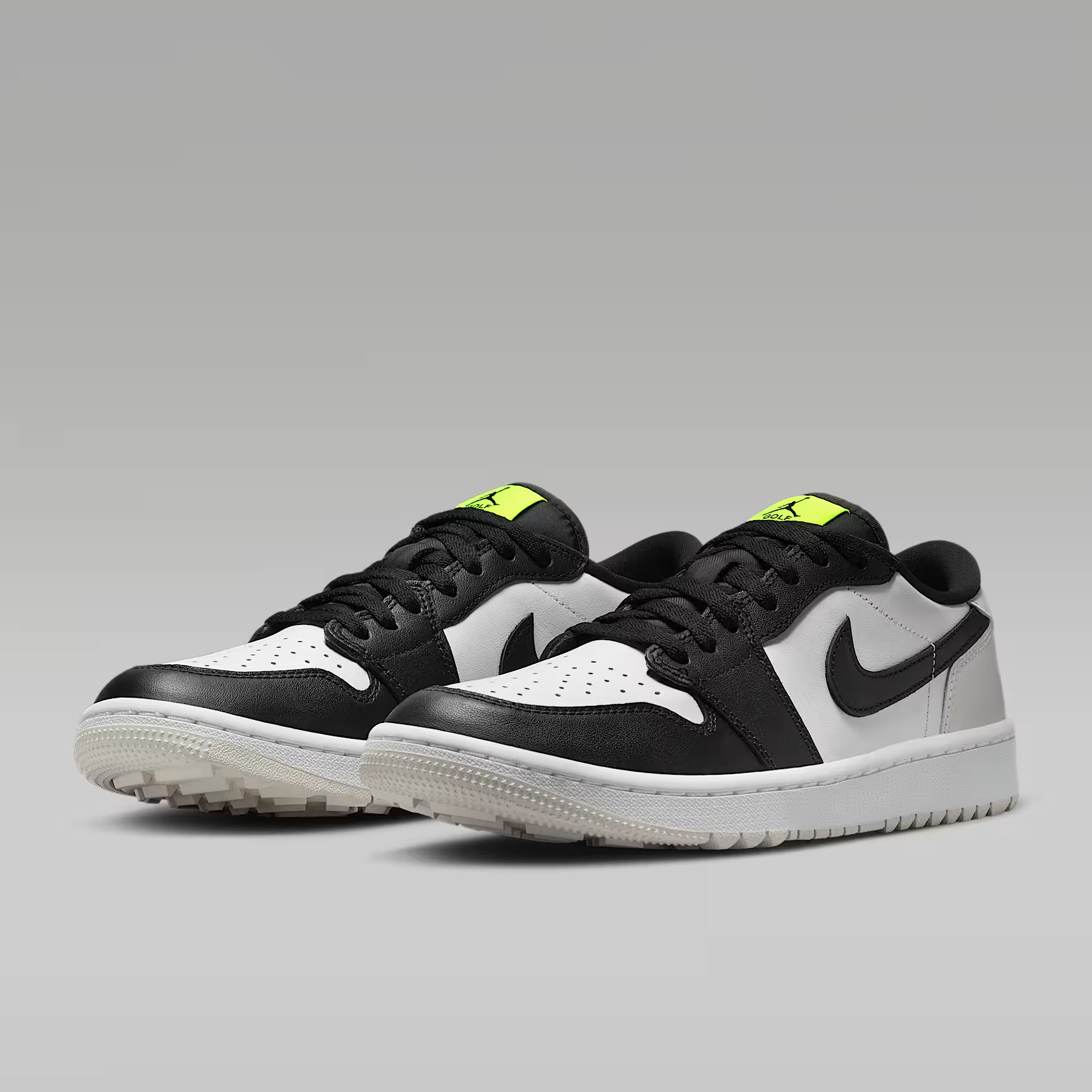 NIKE/耐克官方正品AJ1 男子黑白高尔夫低帮休闲运动鞋 DD9315-108