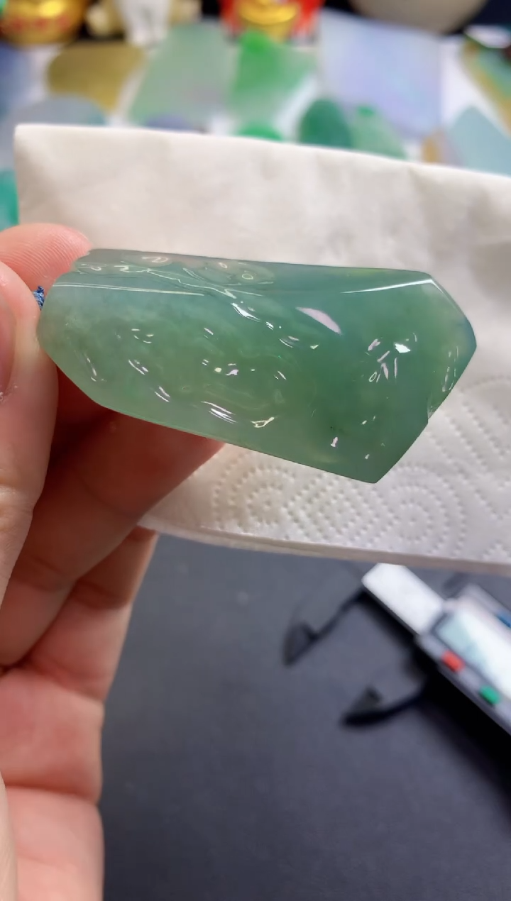 【闪购商品】翡翠吊坠(不含链)未镶嵌7441