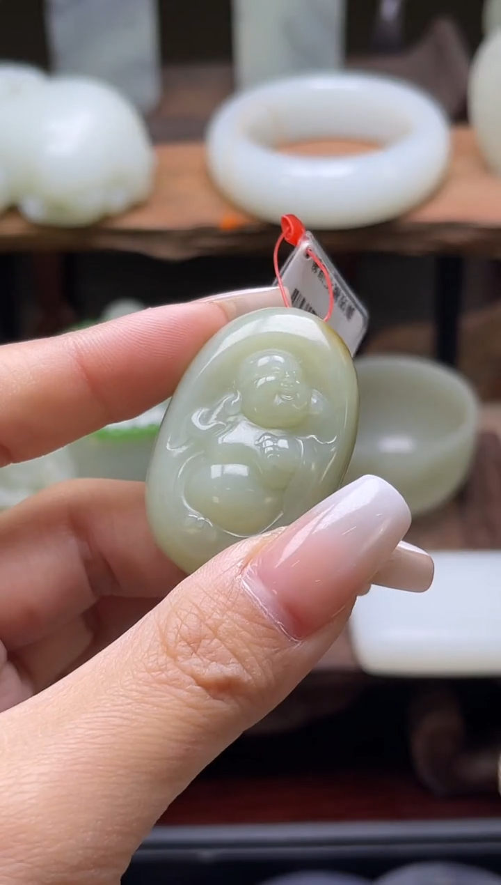 【闪购商品】和田玉吊坠未镶嵌若羌糖青白随形佛公821452