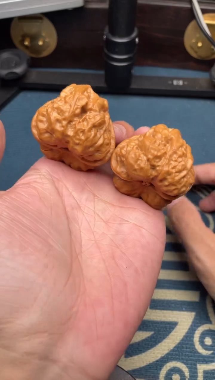 文玩核桃吊坠蛤蟆头43