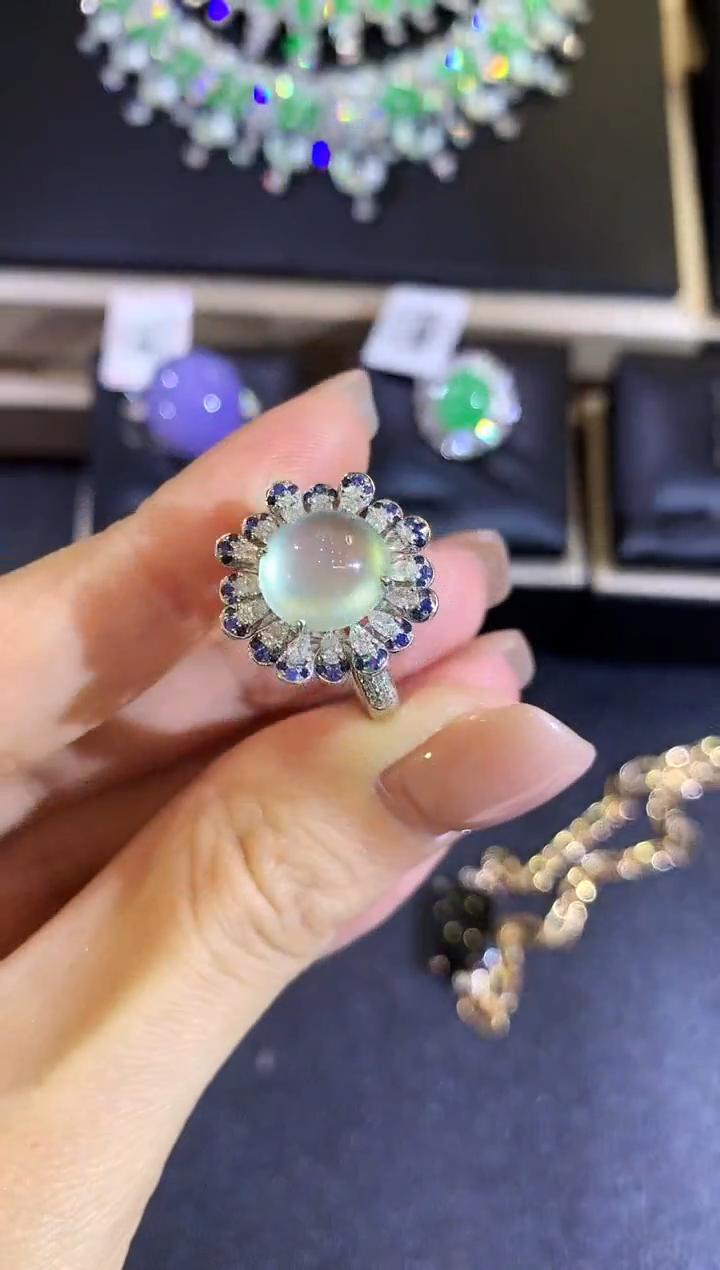 【闪购商品】翡翠戒指18K金镶嵌A144        