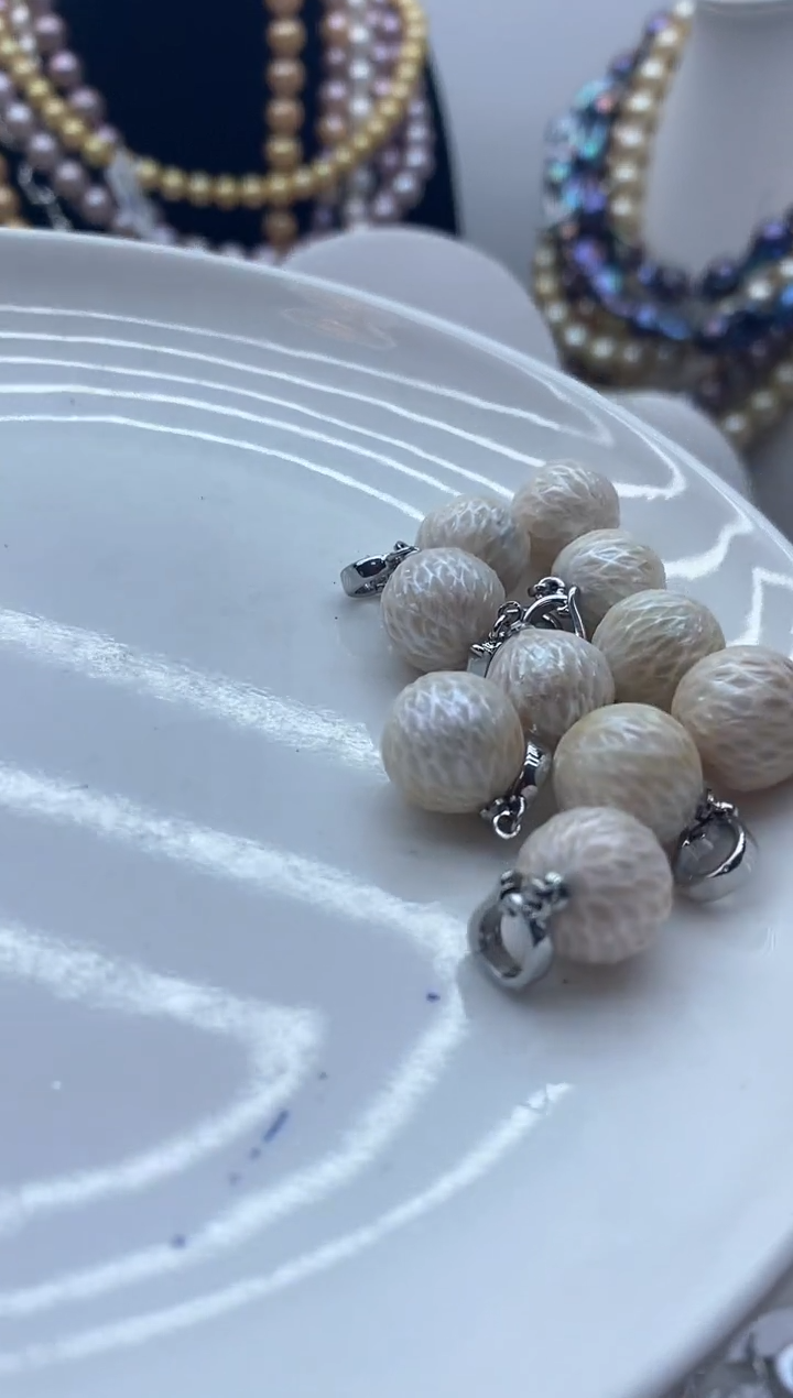 【闪购商品】淡水珍珠颈饰钛钢76