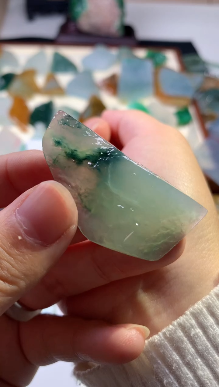 【闪购商品】翡翠颈饰未镶嵌吊坠