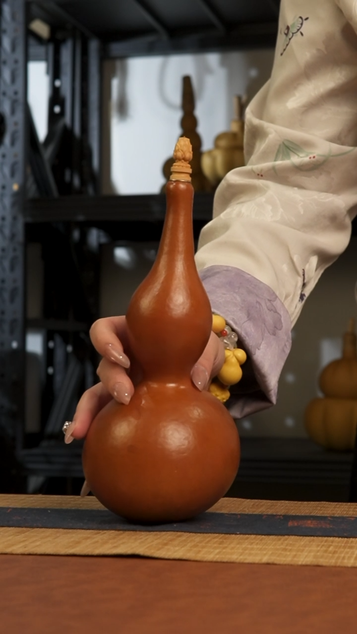 791号 天然热水酒葫芦 一物一拍（有瑕介意勿拍）