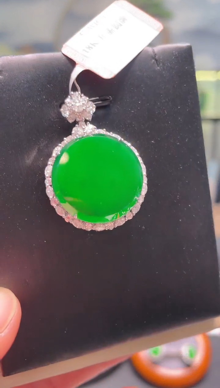 【闪购商品】翡翠颈饰18K金镶嵌A82天然A货翡翠