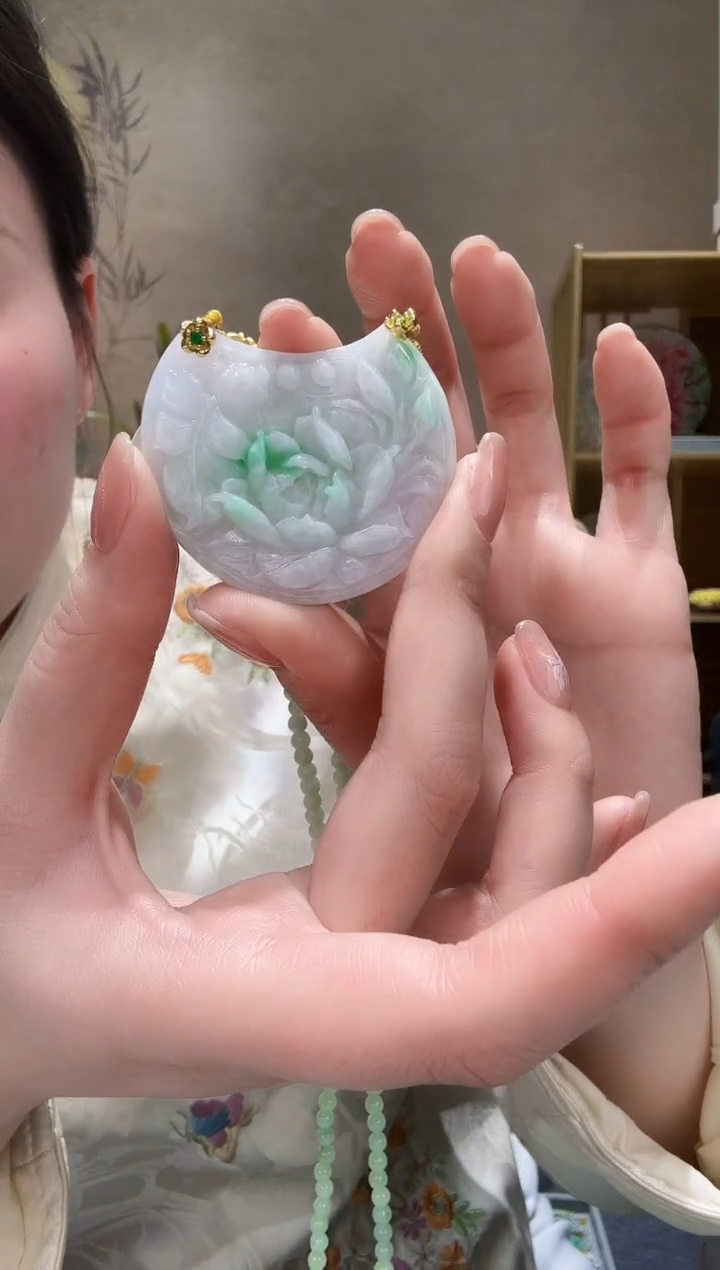 【闪购商品】翡翠颈饰未镶嵌吊坠