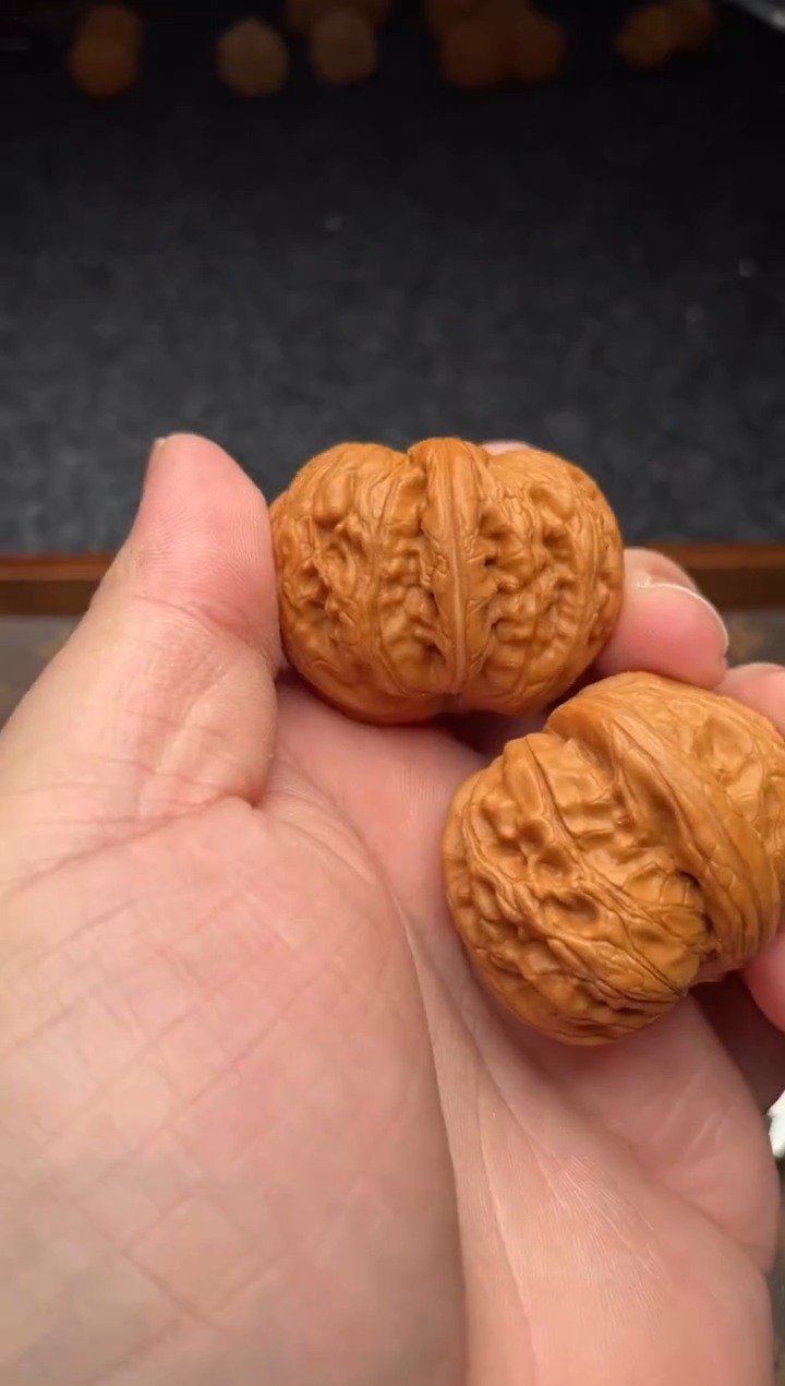 把件文玩核桃 B  233号  43 尺元宝