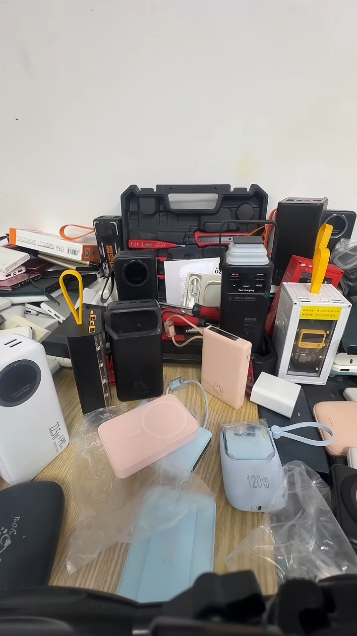 厚款艾**江五金工具工具箱