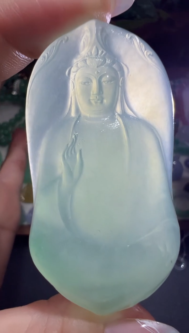 未镶嵌定制翡翠65*33*10.9观音