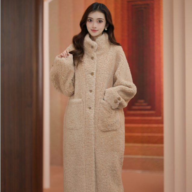 美力城羊羔毛鹅绒服外套女25年冬季新款100绵羊毛90鹅绒立领W502