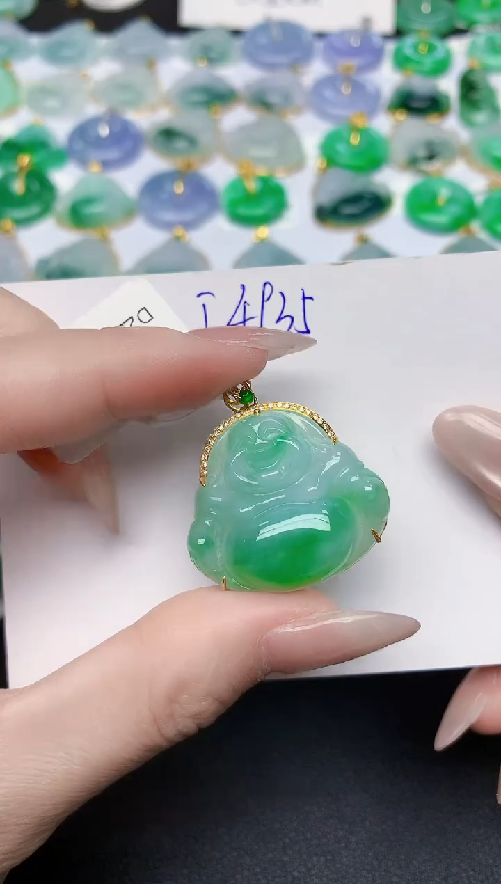 颈饰18K金镶嵌翡翠天然缅甸A货翡翠百元以上9元证书费自理