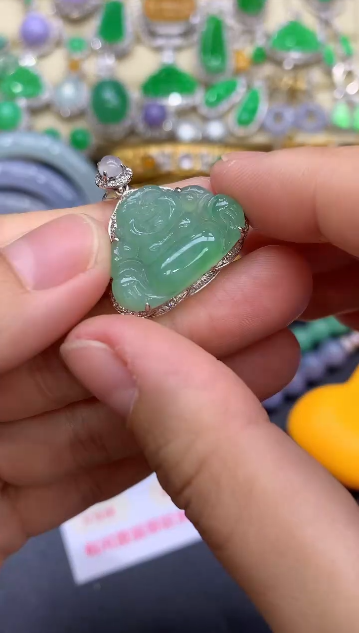 颈饰18K金镶嵌翡翠288-中国好珍宝