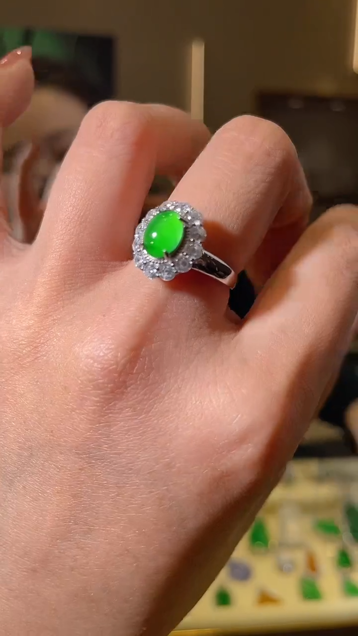 【闪购商品】翡翠戒指银S925镶嵌天然翡翠A货