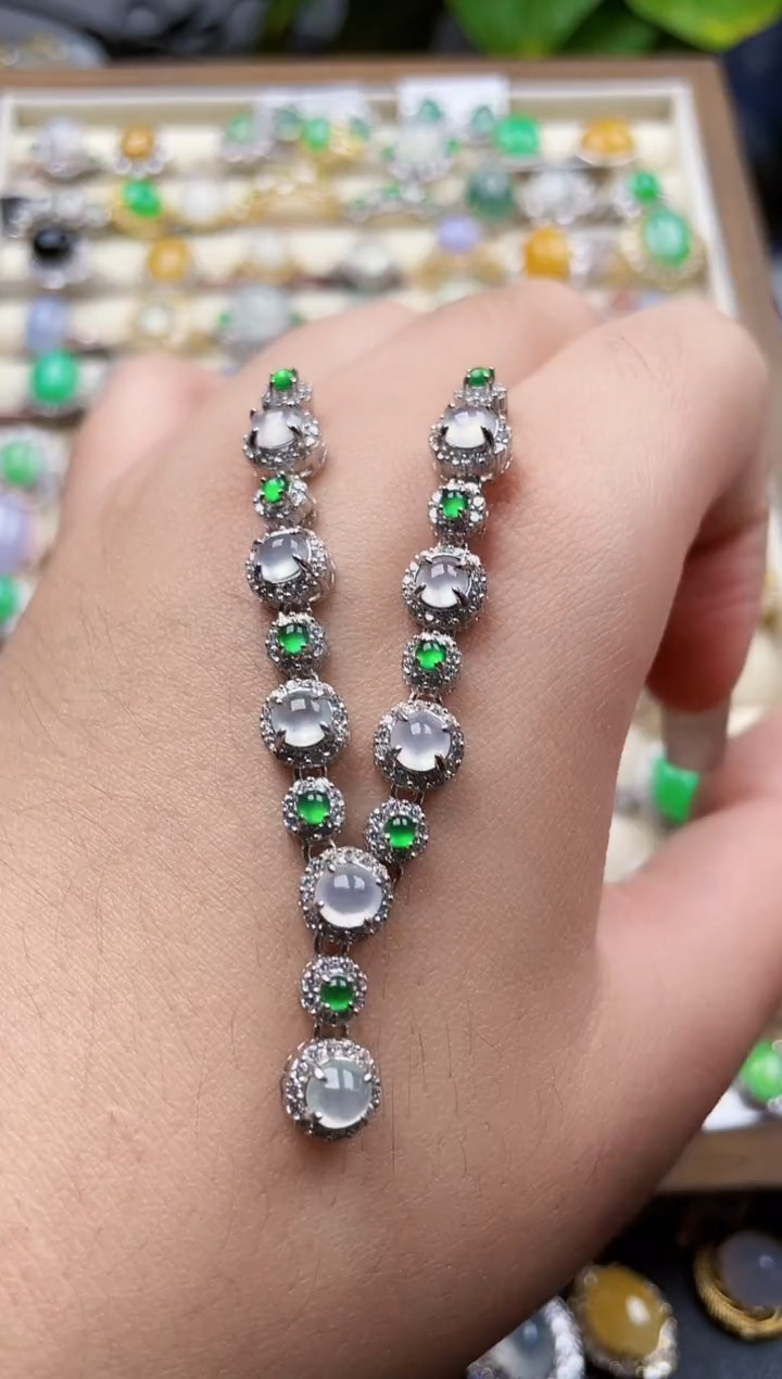 颈饰银S925镶嵌翡翠100