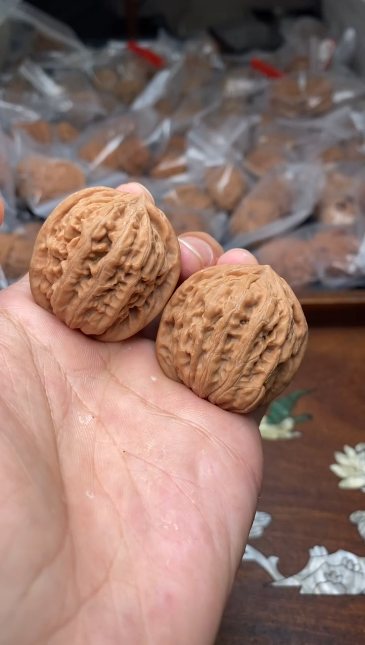 【闪购商品】文玩核桃把件A99号35尺凤凰台