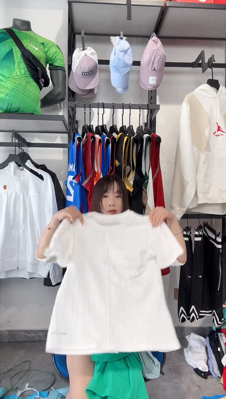 1612  编码 瑕疵款以直播间过款为准 尺码2