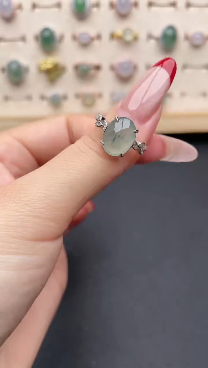 【闪购商品】翡翠戒指银S925镶嵌一物一证一礼盒