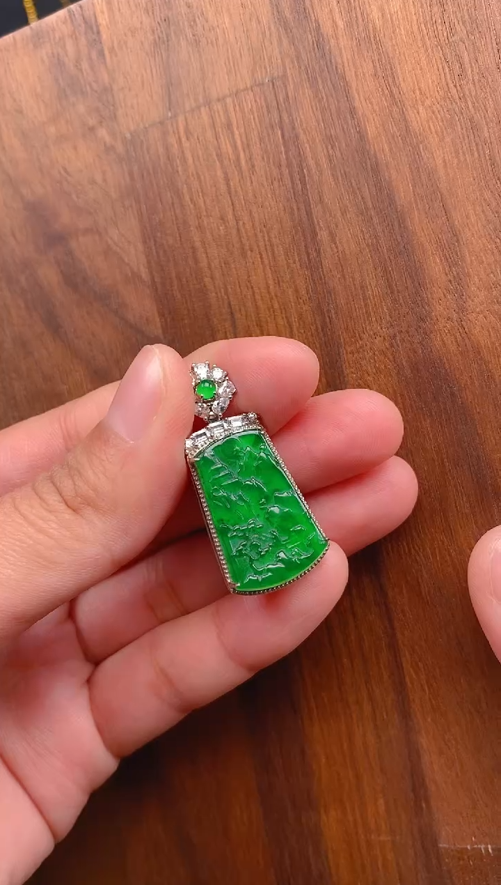 【闪购商品】翡翠吊坠(不含链)银S925镶嵌山水