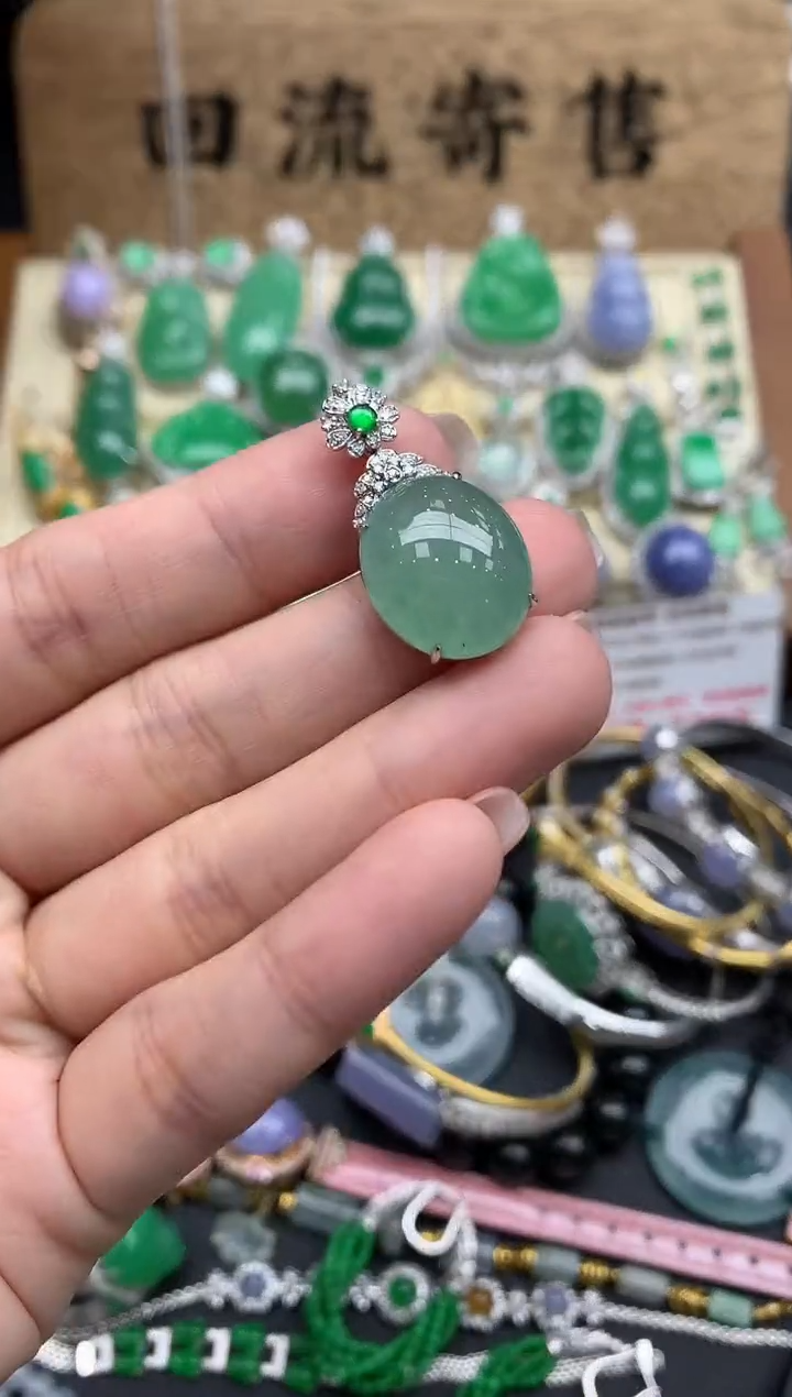 【闪购商品】翡翠颈饰18K金镶嵌527-中国好珍宝