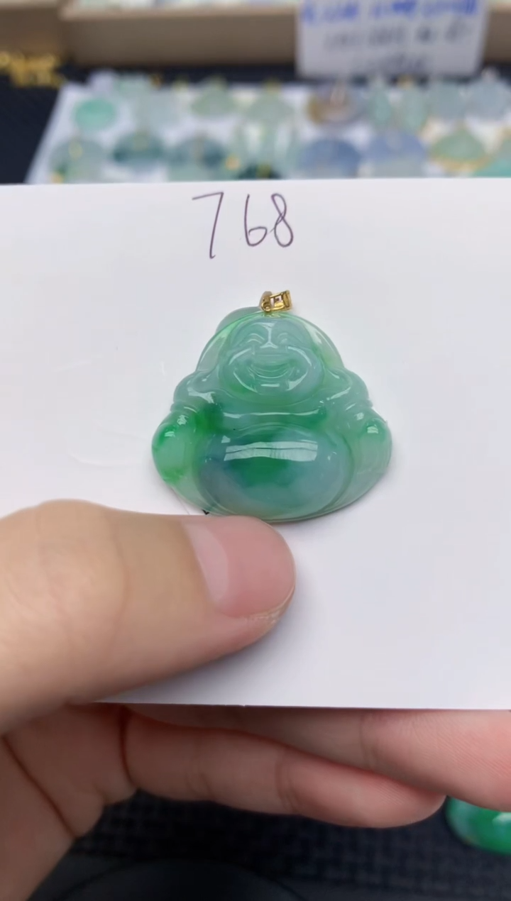 翡翠18K金镶嵌颈饰天然缅甸A货翡翠