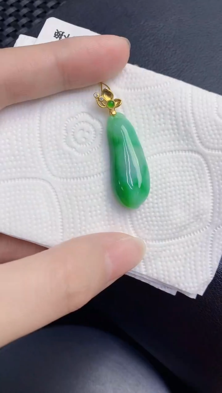 颈饰未镶嵌翡翠天然翡翠缅甸A货